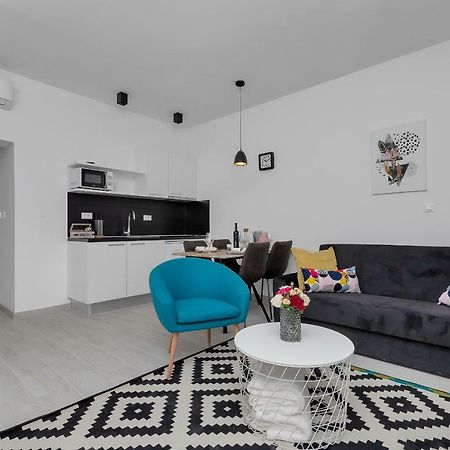 Apartments Morpheus Makarska Eksteriør bilde