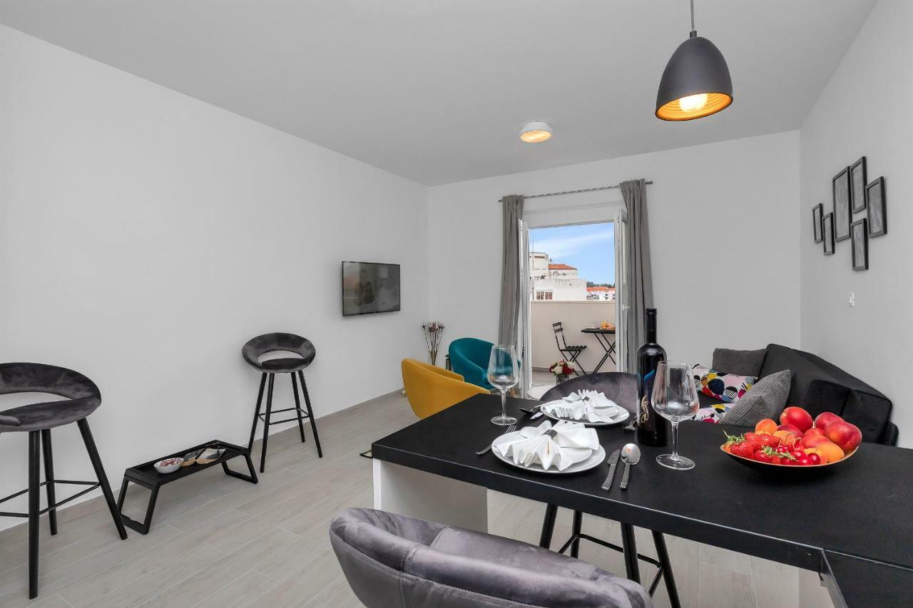 Apartments Morpheus Makarska Eksteriør bilde